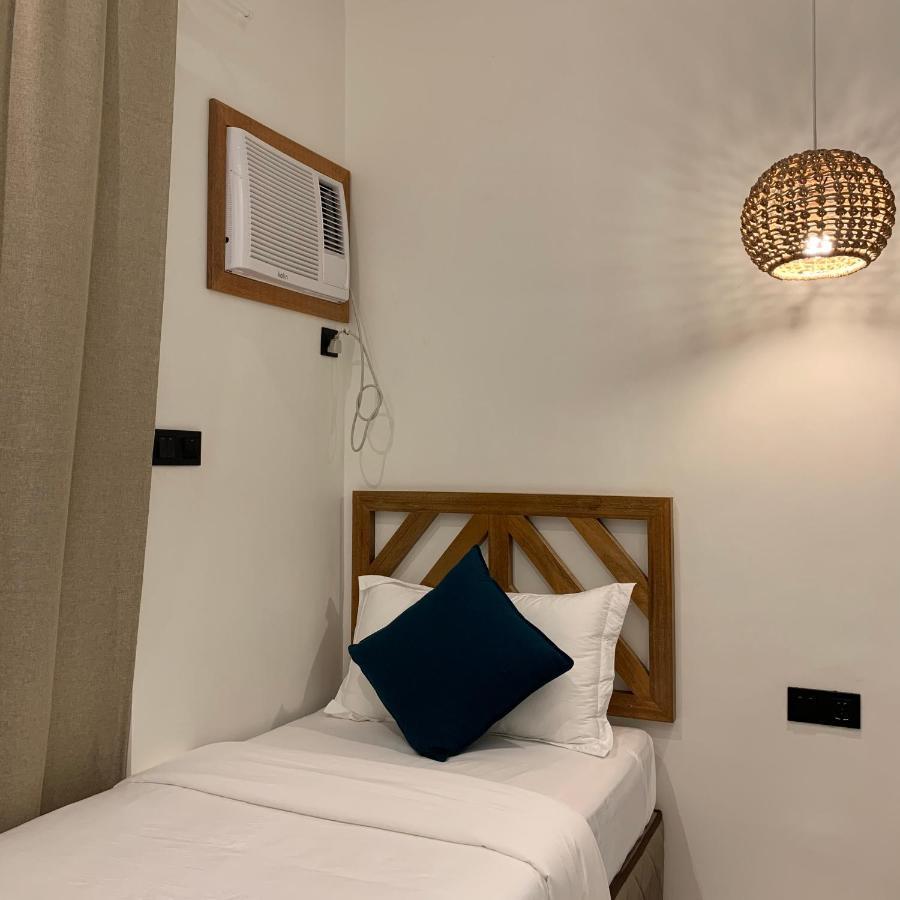 Bahandi Hotel General Luna  Zewnętrze zdjęcie