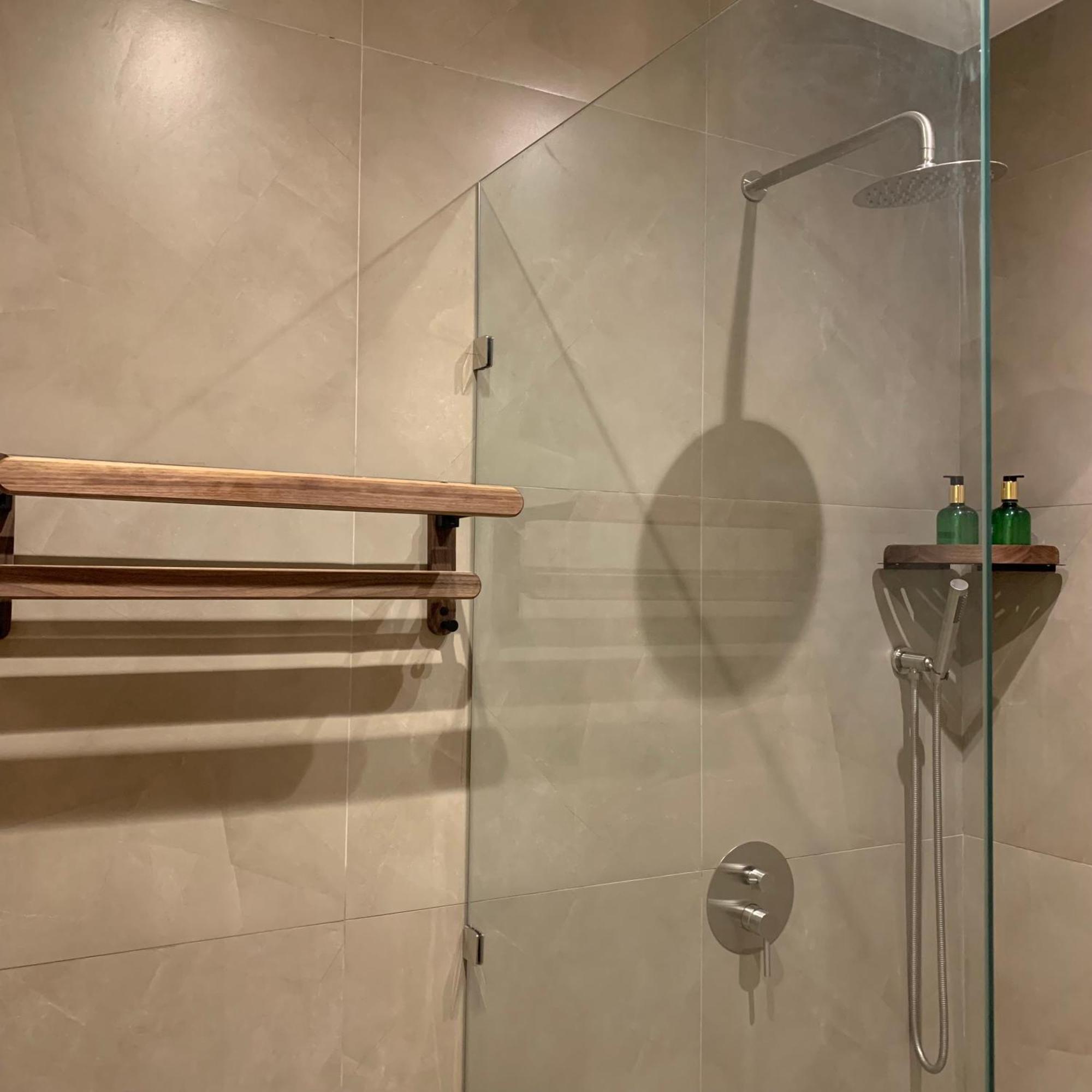 Bahandi Hotel General Luna  Zewnętrze zdjęcie